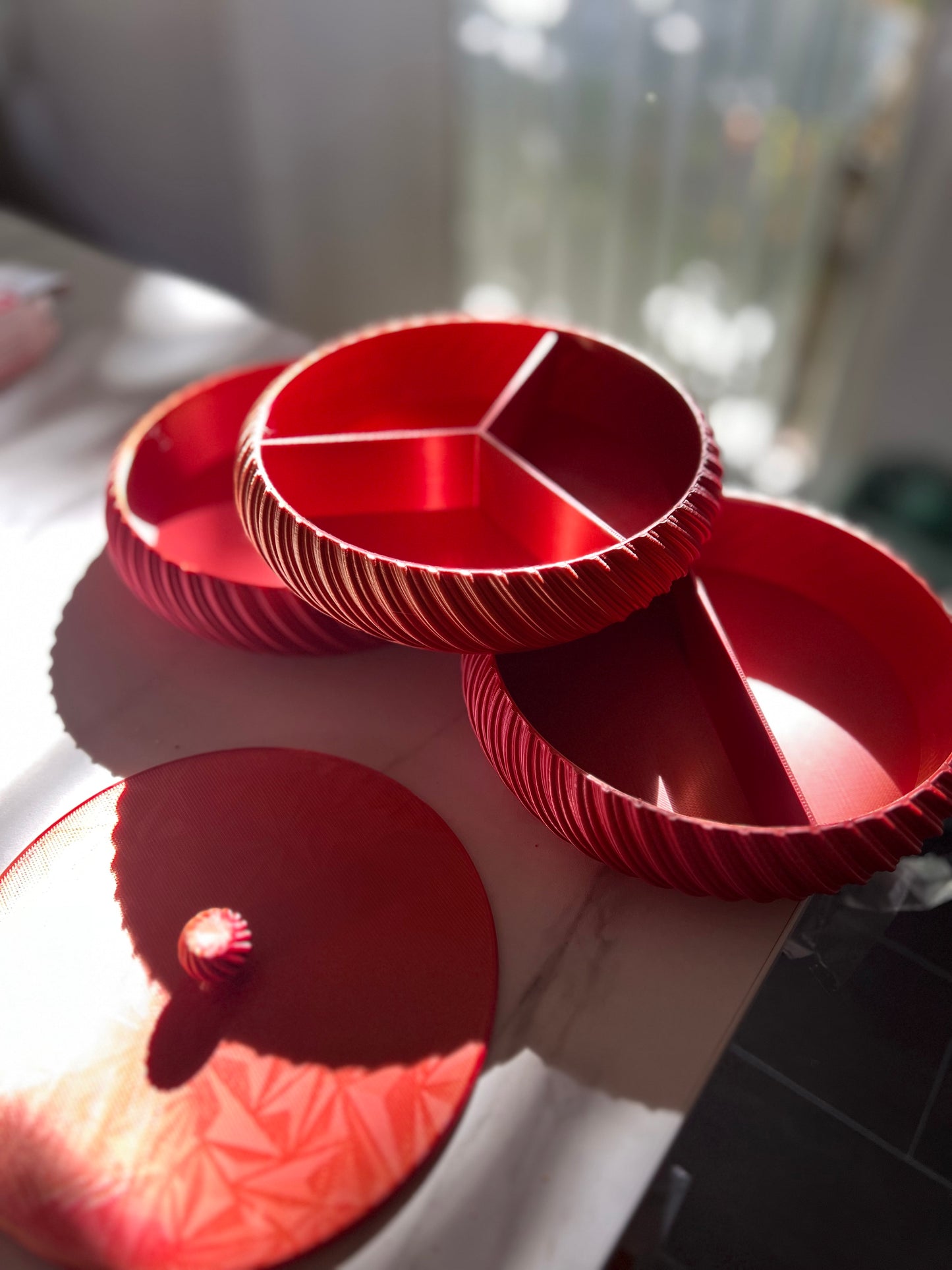 Schmuckdose 3 Fächer mit Deckel Rot/Pink und Gold inkl. vers.Versand(7,60€) Einzelstück