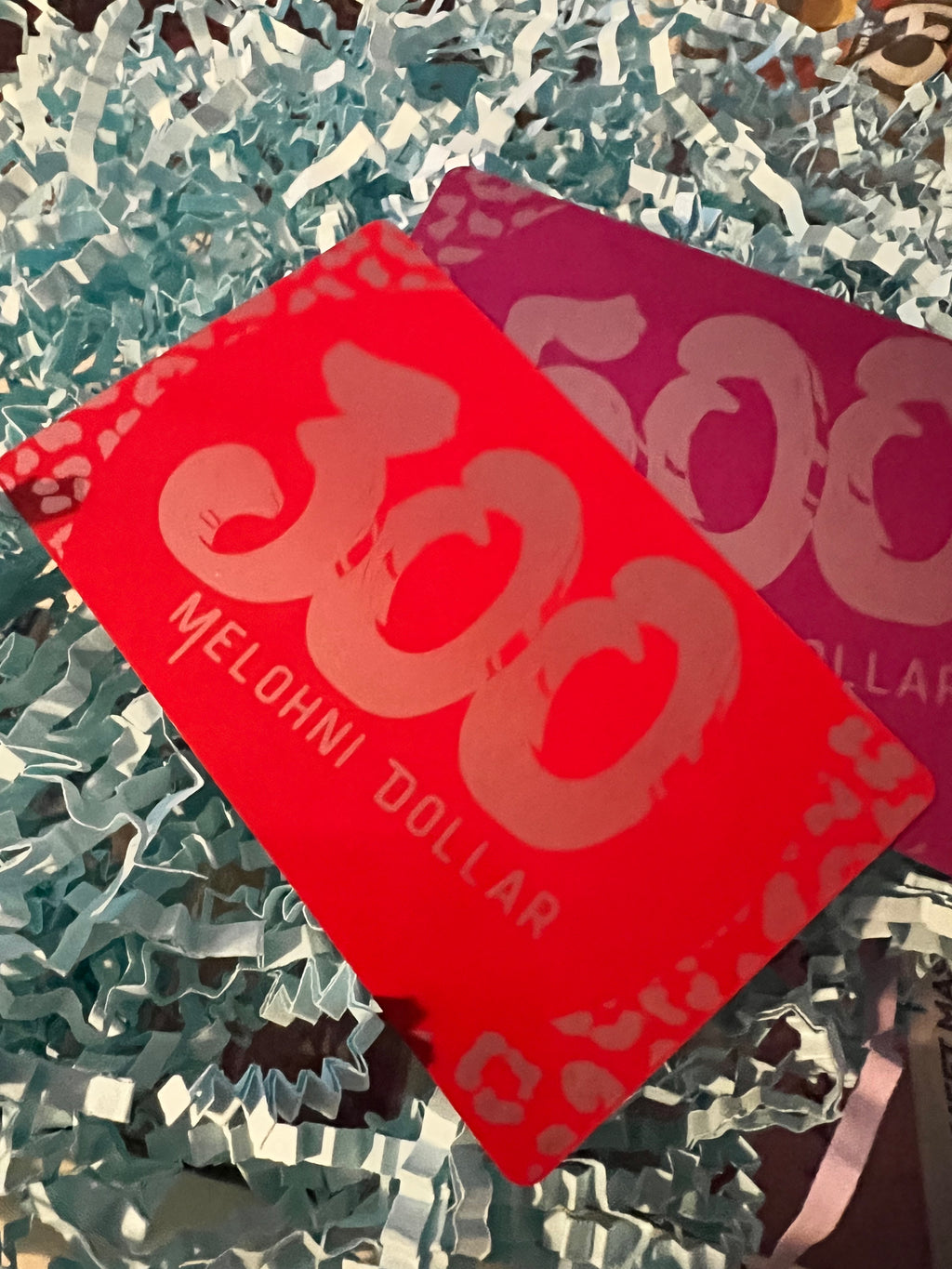 Platzhalter „ Melohni Dollar“ auf Aluminium Karten - Kreditkartenformat