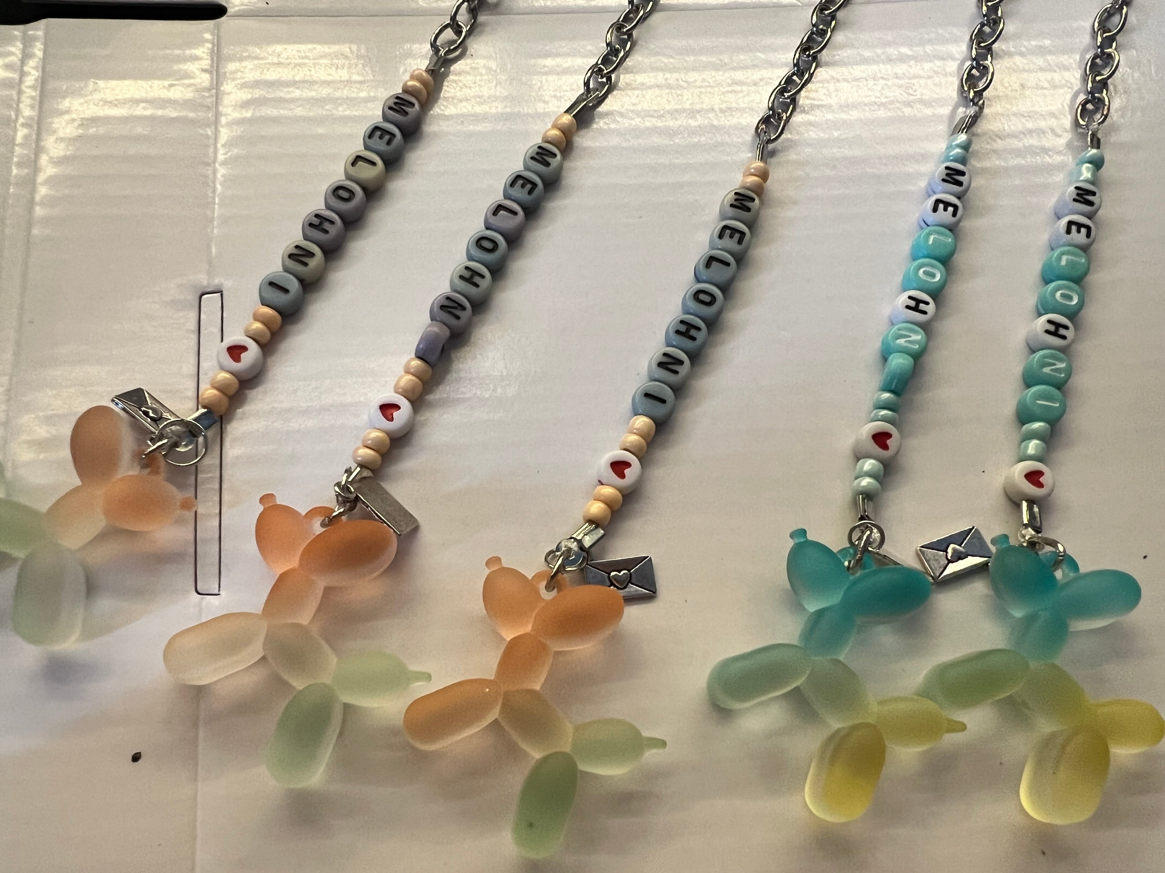 Anhänger „ Melohni Money“ mit Luftballonhund