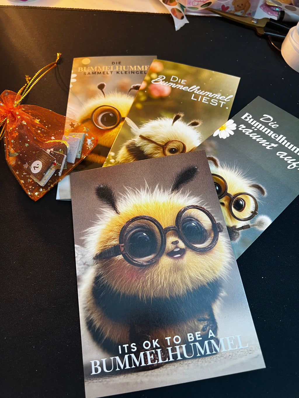 Bummelhummel- Sparset 3 Challenges mit Zubehör und Sammelkarte