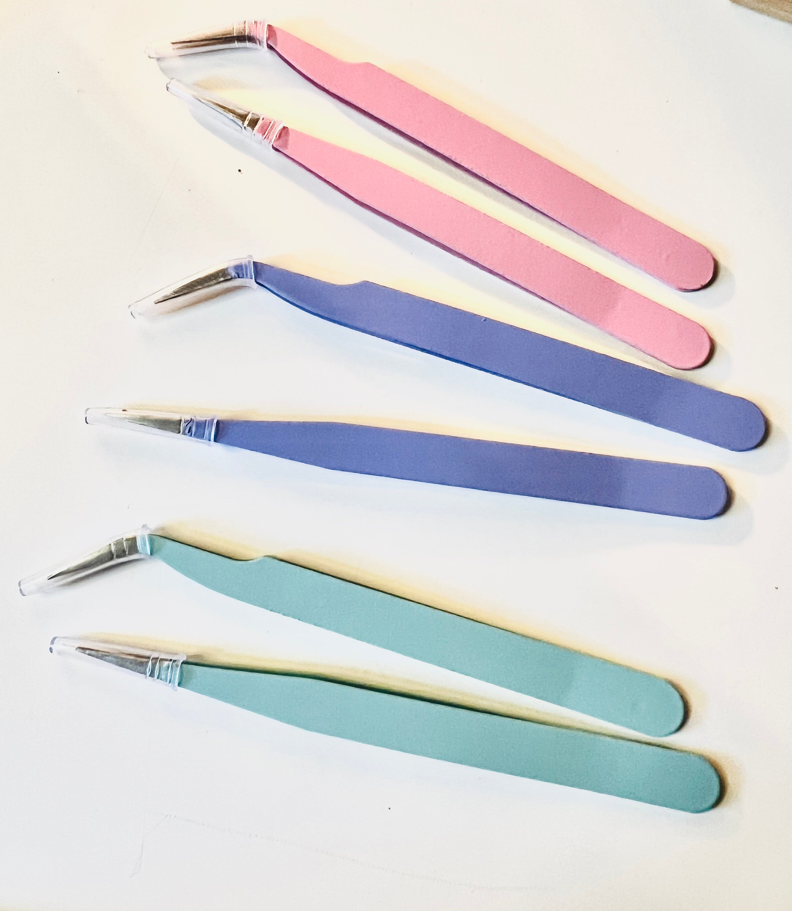 Pinzetten zum Aufkleben der kleinen Punktesticker