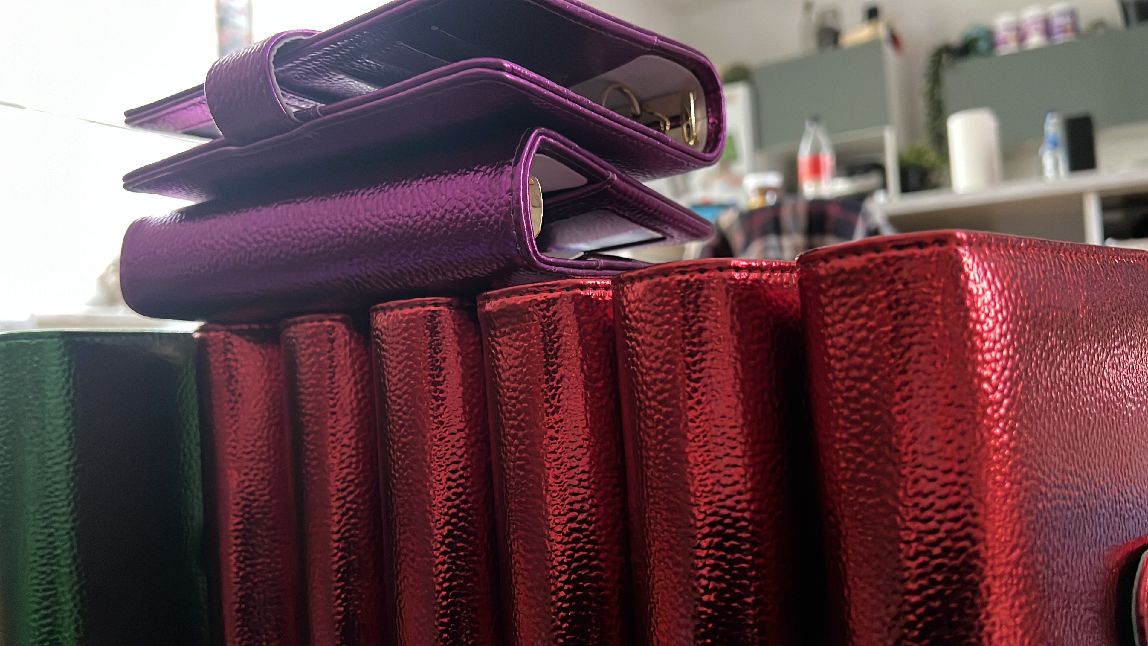 Binder A6 - Pebble mit Goldener Hardware