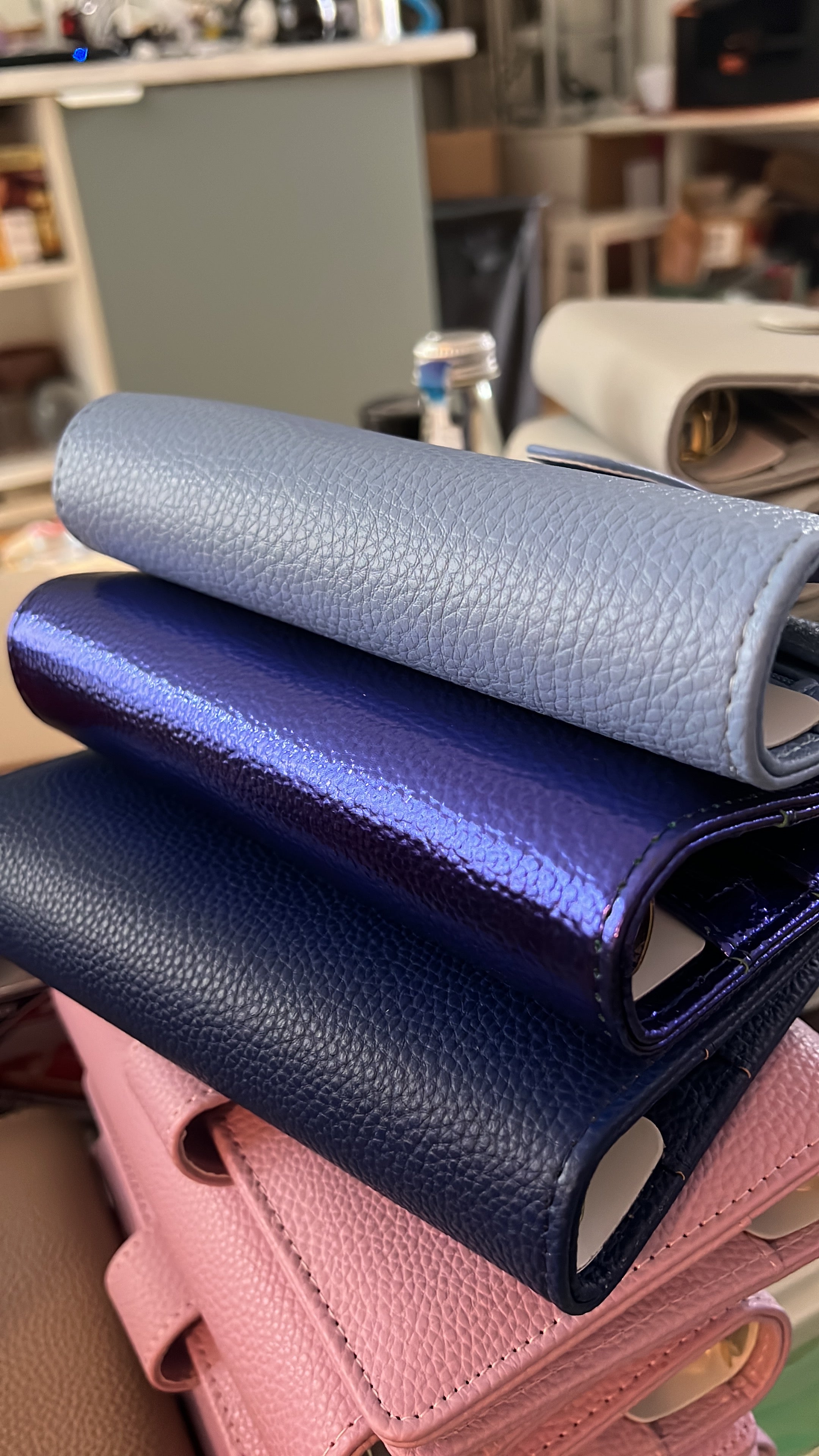 Binder A6 - Pebble mit Goldener Hardware